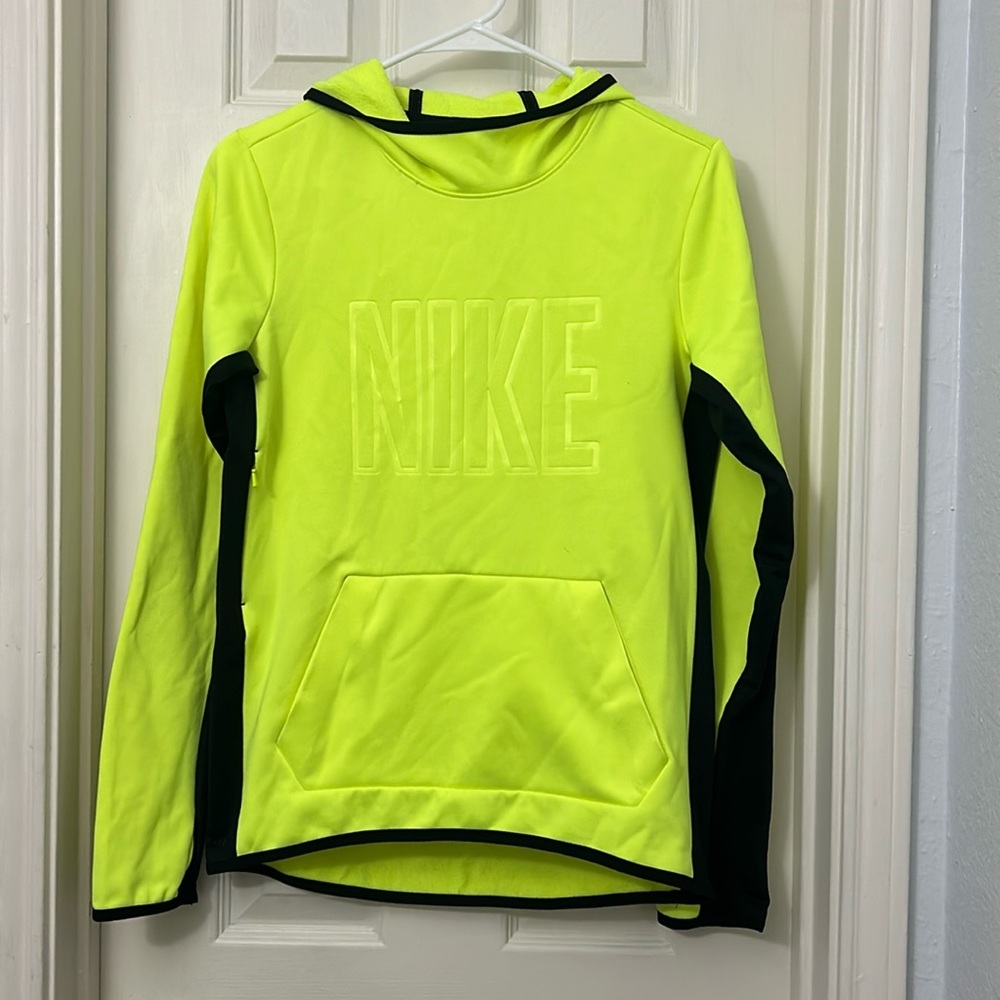 Thema Nike sweater
